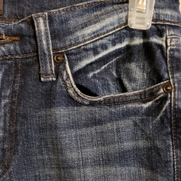 Lucky brand boot cut lightly distressed jeans - Picture 2 of 6